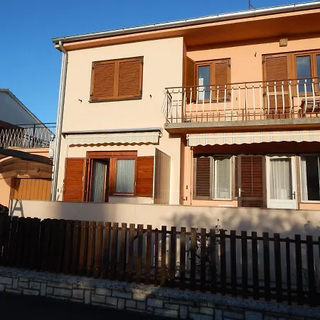 Apartment Jelena Fazana Exterior photo
