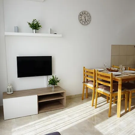 Apartment Jelena Fazana Exterior photo